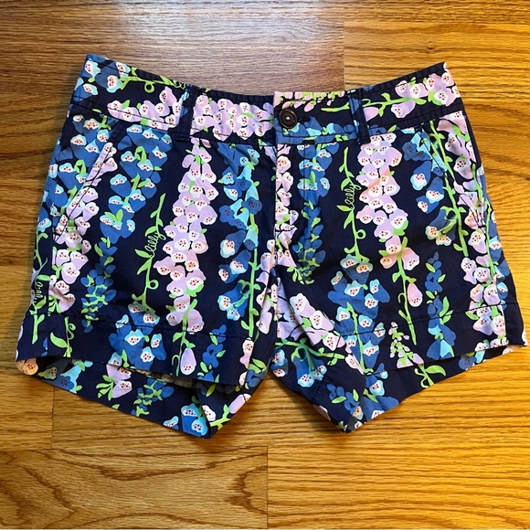Lilly Pulitzer wisteria floral print shorts size 0 - Picture 1 of 5